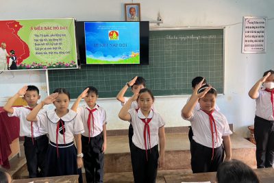 Lễ kết nạp đội viên mới Trường TH Trần Quốc Tuấn 2023-2024