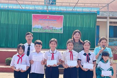 Tổ chức ngày hội Thiếu nhi vui khoẻ và Công nhận Hoàn thành Chương trình Rèn luyện Đội viên kỉ niệm ngày thành lập Đoàn TNCS Hồ Chí Minh 26/3