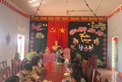 Thăm hỏi, tặng quà tết đơn vị kết nghĩa C10,D9,E95